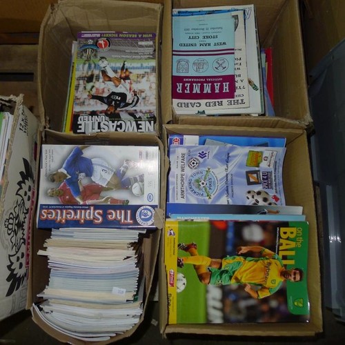 8178 - 1 pallet containing a large quantity of various football programmes and 1 black lever arch file cont... 