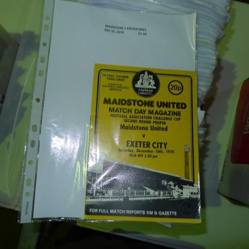 8196 - 1 box containing a quantity of various League v Non League FA Cup football programmes mainly from th... 