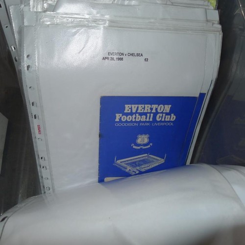 8219 - 1 box containing a quantity of various football programmes mainly from the 1960s onwards. Clubs appe... 