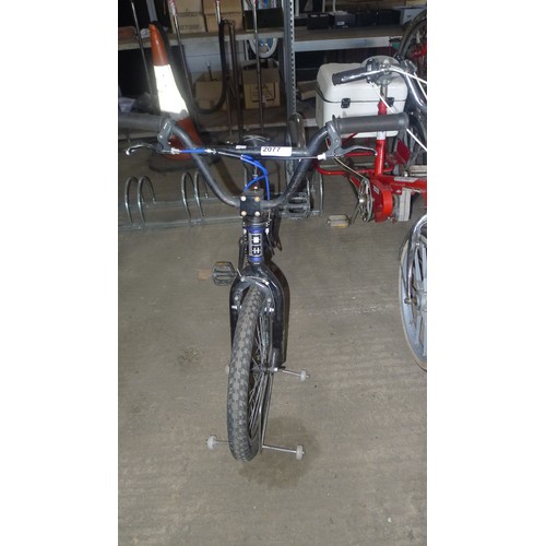 2081 - A 2004 diamond back joker freestyle BMX 20