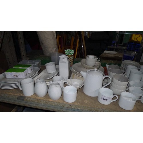 1070 - A quantity of various white crockery, contents of one shelf