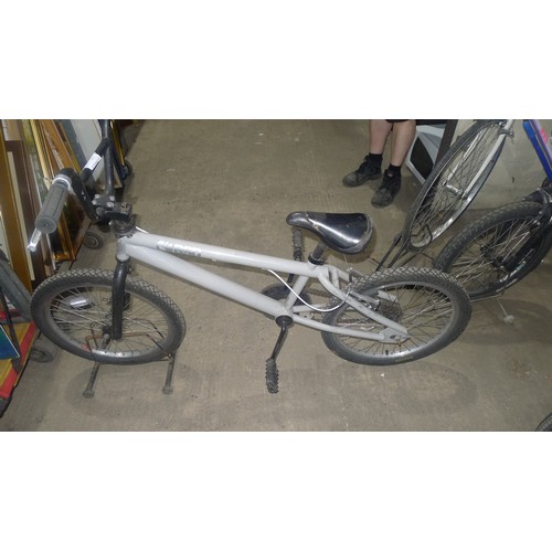 2082 - A BMX bike in grey no make or model visible