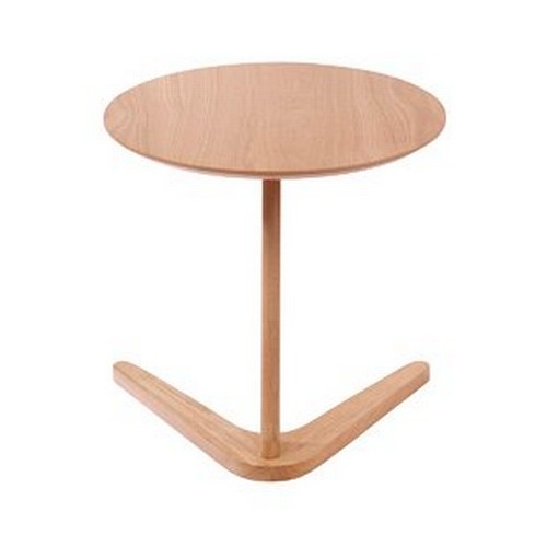 405 - 1 Hykkon Quinton side table RRP £37. Boxed and requires assembly