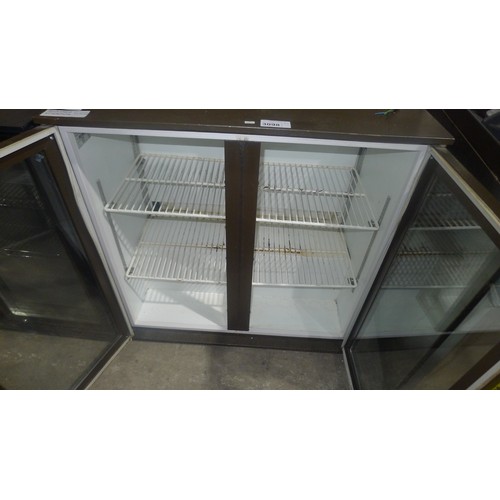 3098 - A commercial bottle display fridge, requires attention - 240v trade