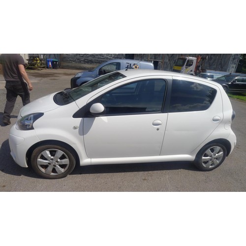 782 - Toyota Aygo Move With Style VVT-I 5dr hatch, Reg GJ63 BPE, 1st reg 30/09/2013, 5 sp manual petrol 99... 