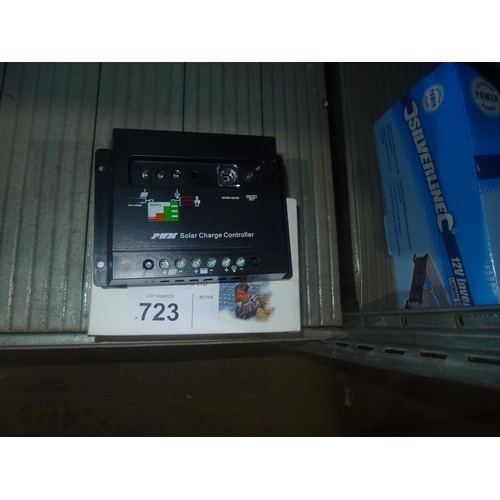 723 - 1 PWM solar charge controller type 30I, 30A, 12/24v