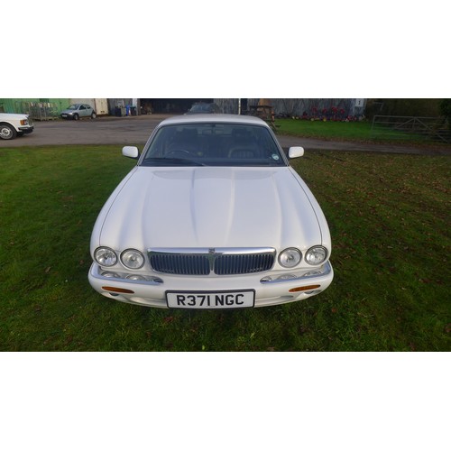 3 - Jaguar XJ8 Auto, 4 dr saloon, LWB, White, Reg R371 NGC, 07/01/1998, 5 speed auto petrol, 3248cc, MoT... 