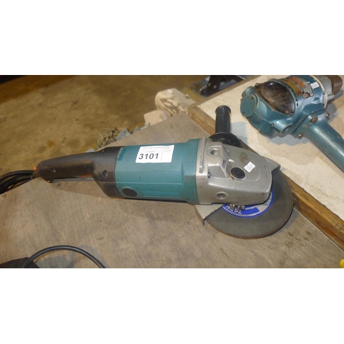 3101 - 1 angle grinder by Makita type 9047S, 110v