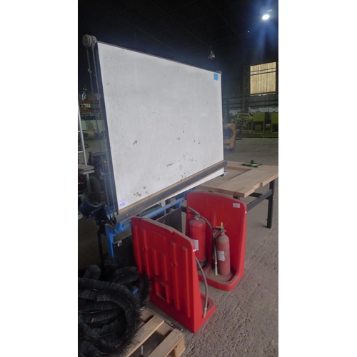 3125 - 1 drawing board