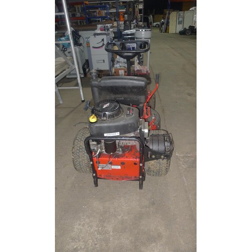 3214A - 1 ride on petrol engine lawn mower by Snapper model 7800659. Please note that the pull start require... 