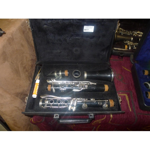 3077 - A Vito Reso-Tone clarinet with carry case