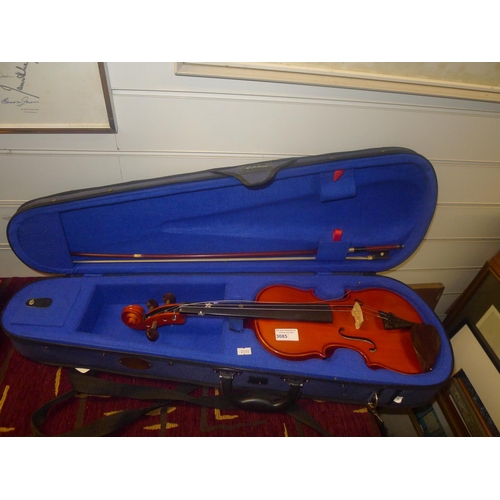 3085 - A violin and bow with carry case