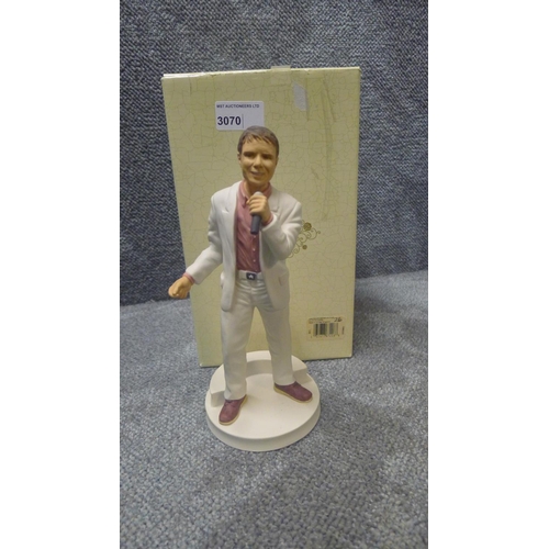 3146 - A limited edition Coalport figure of Sir Cliff Richard