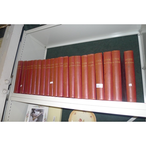 3151 - 20 vintage bound volumes of punch