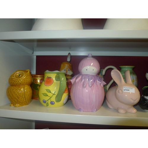 3104 - A quantity of miscellaneous decorative vases, jugs and large ornaments etc (one shelf)