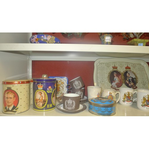 3111 - A large quantity of vintage royal memorabilia including metal trays, metal biscuit tins, ceramic mug... 