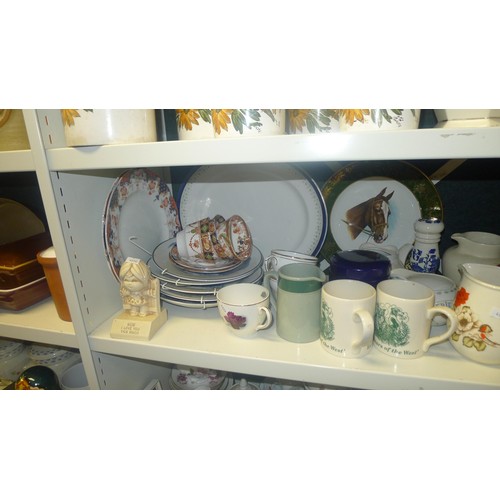 3157 - A large quantity of miscellaneous decorative china and glassware (6 shelves)