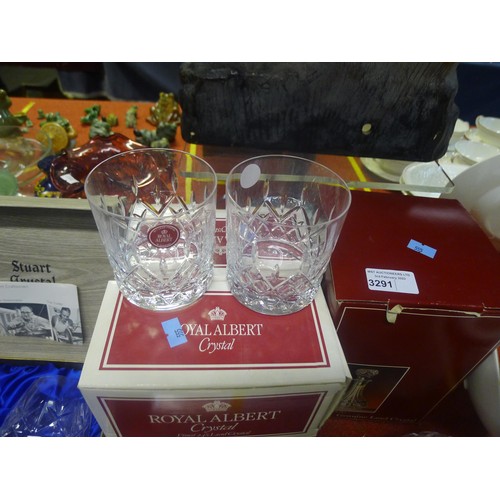 3291 - Small collection of miscellaneous boxed sets of cut glassware and drinking glasses