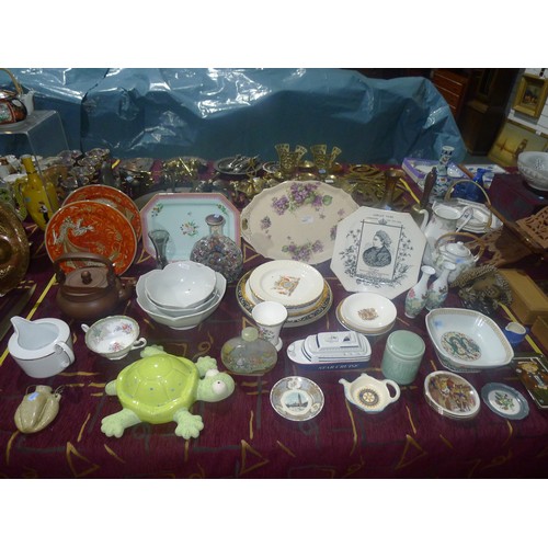 3327 - A brown pottery Chinese teapot and a quantity of miscellaneous decorative chinaware and ornaments et... 