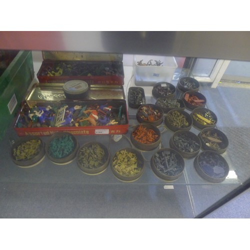 3180 - A large quantity of vintage model soldiers, animals and other figures including Britains & 18 tins o... 