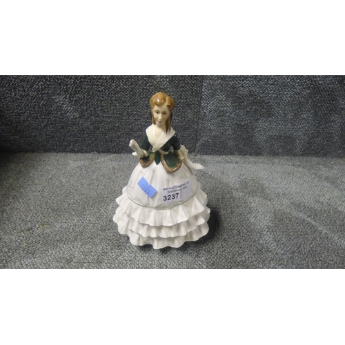 3237 - A Royal Worcester figurine a 