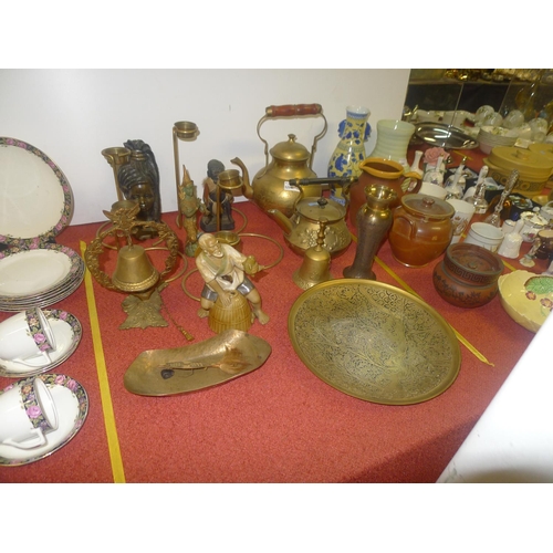 3294 - 2 two brass teapots and a quantity of miscellaneous decorative brass and other metalware etc