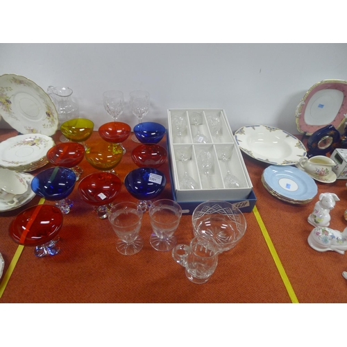 3301 - 10 coloured murano glass sundae dishes and a quantity of of decorative glassware