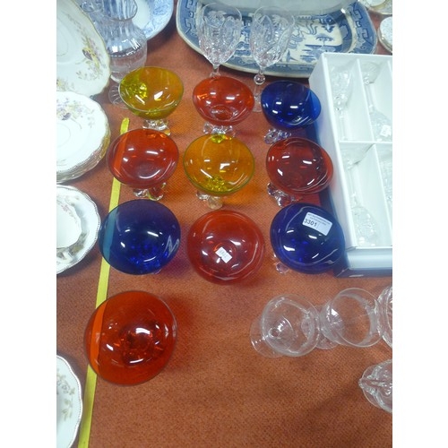 3301 - 10 coloured murano glass sundae dishes and a quantity of of decorative glassware