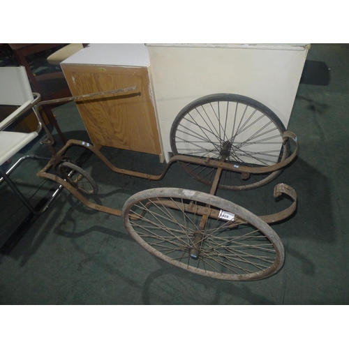 3408 - A 19th Century three-wheeled bath chair chassis (no basketwork or woodwork)