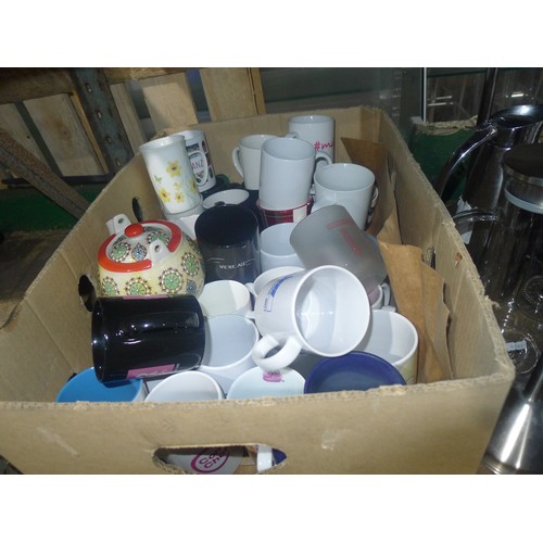 1034 - A quantity of various catering related items including mugs, drinking glasses, coffee pots, a cake s... 