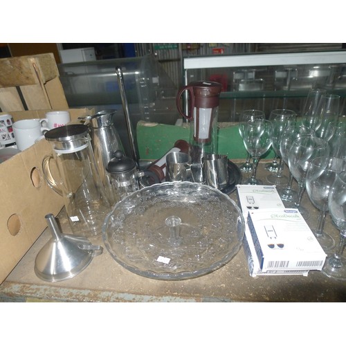 1034 - A quantity of various catering related items including mugs, drinking glasses, coffee pots, a cake s... 