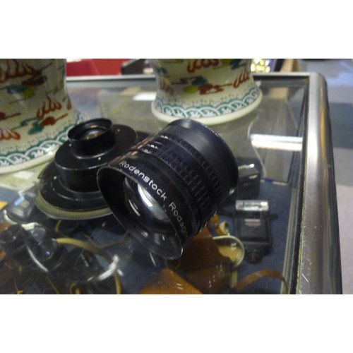 3174 - 1 Asahi Pentax KX camera with a Pentax Macro 1:4/50  lens fitted, 1 Minolta Riva AF35 camera and 8 v... 