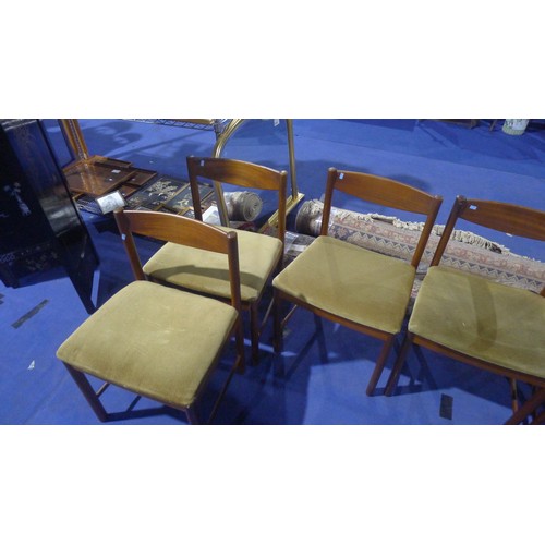 3461 - A set of 6 (4 plus 2) 1970s vintage dining chairs with green upholstered seats