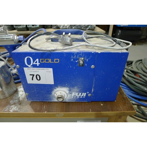 70 - A spraying system by Fuji Spray type Gold Q4, 240v