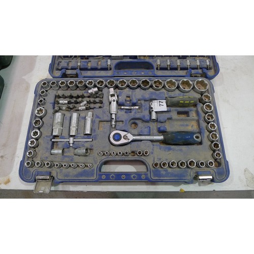 77 - A Draper Expert socket set (some parts missing) and a quantity of cable ties