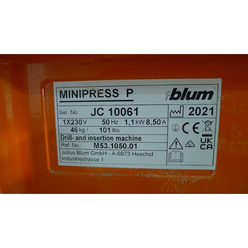 100 - A Blum drill and insertion machine type Minipress P,  serial number JC10061, 240v fitted to a 411cm ... 