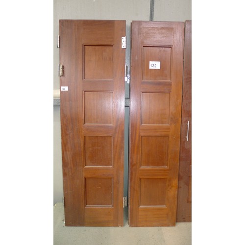 122 - 4 dark wood doors comprising 2 at approx 60 cm wide x 202cm high and 2 at approx 48cm wide x 202cm h... 