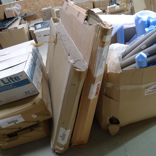 128 - A quantity of various items including flat packed cardboard boxes, Mail Lite envelopes etc.  This lo... 