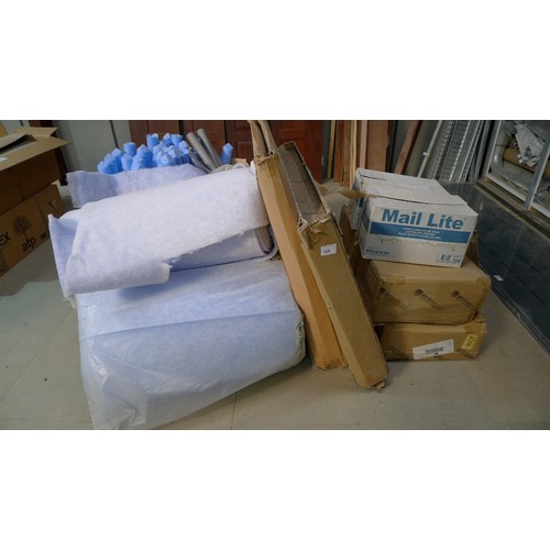 128 - A quantity of various items including flat packed cardboard boxes, Mail Lite envelopes etc.  This lo... 