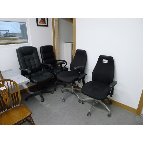 150 - 4 various black upholstered office swivel chairs, a white shelf unit and a dry wipe board etc (in op... 