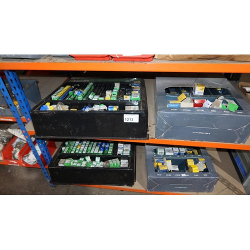 1213 - 2 display racks and 2 display boxes containing a quantity of various auto bulbs. Contents of 2 shelv... 