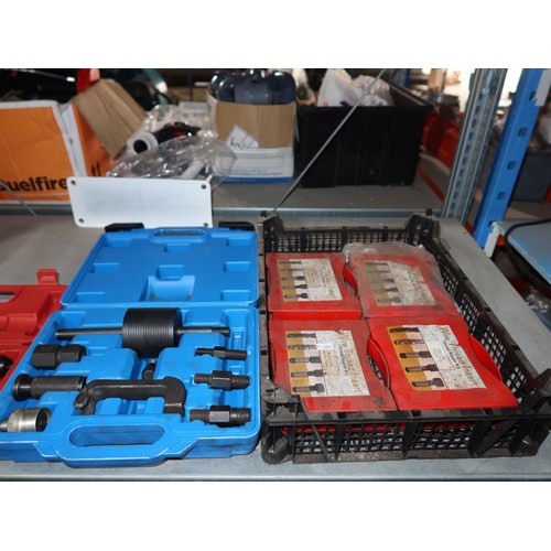 1190 - 1 Neilsen diesel injector seat cutter set, a Sealey diesel injector extractor tool, 4 various thread... 