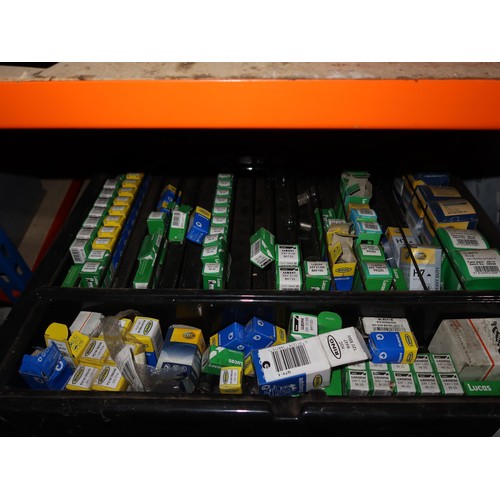 1213 - 2 display racks and 2 display boxes containing a quantity of various auto bulbs. Contents of 2 shelv... 