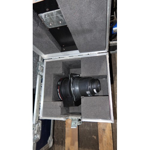 319 - A Barco BME FLM HD18 projector 240v supplied in a wheeled flight case together with 1 x TLD Zoom (2.... 