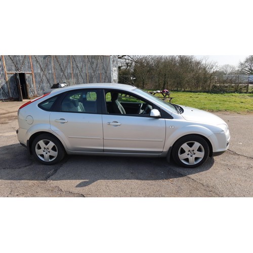 1718 - Ford Focus Style 5 dr Hatchback, silver, Reg WG57 TZY , 1st reg 31/12/2007, 5 spd manual petrol 1596... 