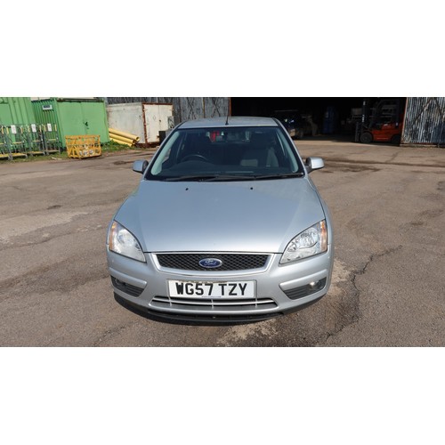 1718 - Ford Focus Style 5 dr Hatchback, silver, Reg WG57 TZY , 1st reg 31/12/2007, 5 spd manual petrol 1596... 