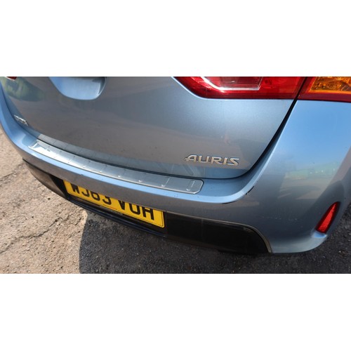 1719 - Toyota Auris Icon Valvematic  5 dr hatchback, Blue, Reg WJ63 VOH,  1st reg 30/09/2013, 6 spd manual ... 