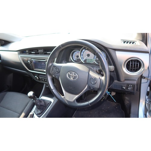 1719 - Toyota Auris Icon Valvematic  5 dr hatchback, Blue, Reg WJ63 VOH,  1st reg 30/09/2013, 6 spd manual ... 