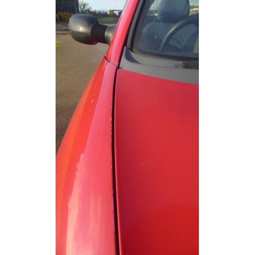 1722 - Ford KA, Red 3 dr Hatchback, Reg; WD04 UEM, 1st Reg 31/07/2004, 5 spd manual petrol, 1297cc, MoT to ... 