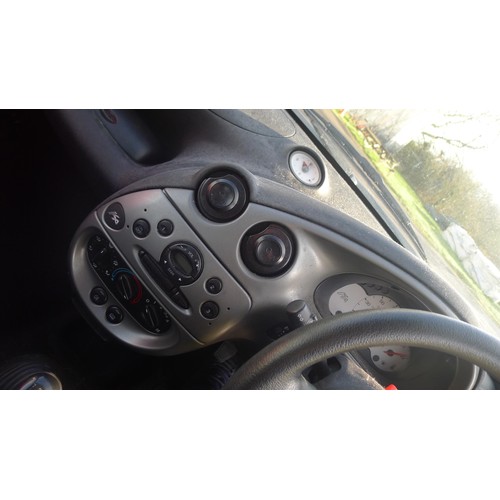 1722 - Ford KA, Red 3 dr Hatchback, Reg; WD04 UEM, 1st Reg 31/07/2004, 5 spd manual petrol, 1297cc, MoT to ... 